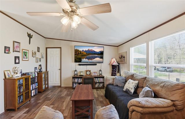 88 County Road 1333, Liberty, TX 77575