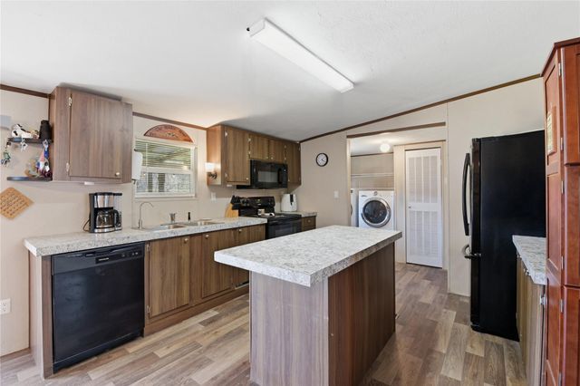 88 County Road 1333, Liberty, TX 77575