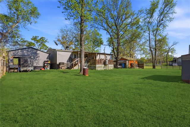 88 County Road 1333, Liberty, TX 77575