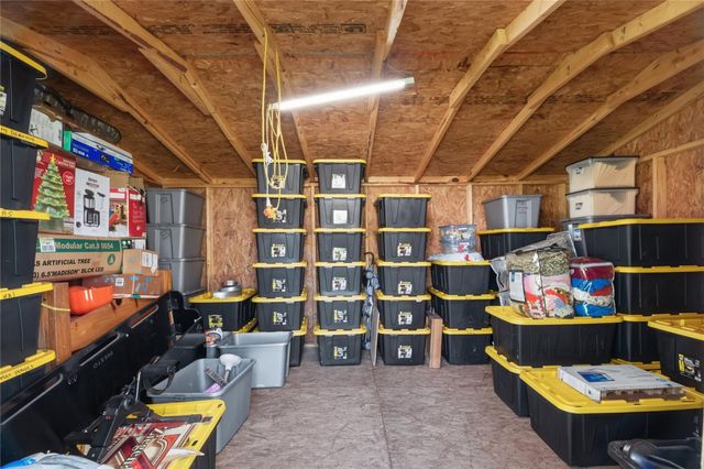 88 County Road 1333, Liberty, TX 77575