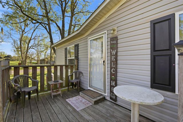 88 County Road 1333, Liberty, TX 77575