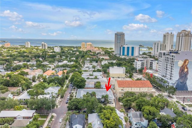 555 3RD STREET N 13, St Petersburg, FL 33701