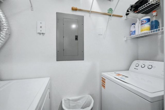 4802 51ST ST W 1304, Bradenton, FL 34210