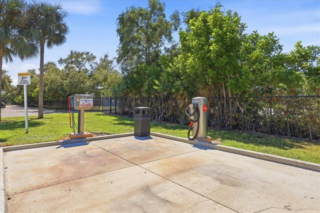 4802 51ST ST W 1304, Bradenton, FL 34210