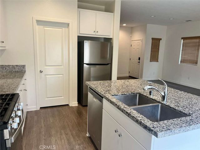 27371 Red Rock Rd, Moreno Valley, CA 92555