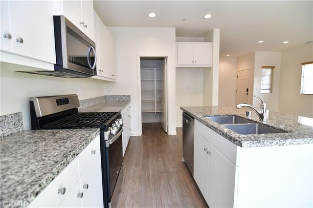 27371 Red Rock Rd, Moreno Valley, CA 92555