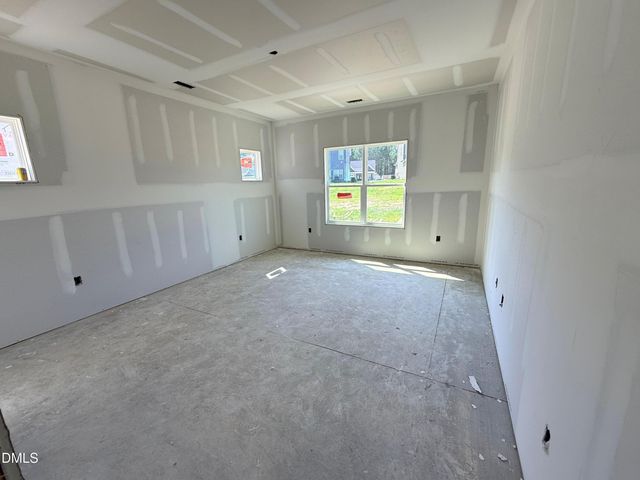 143 Grinnell Loop, Sanford, NC 27332