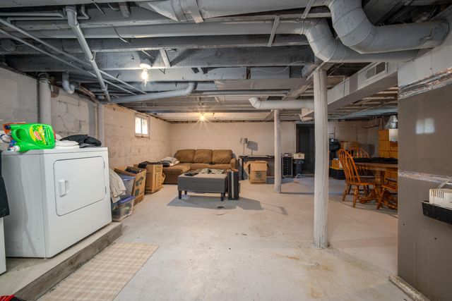 125 E Lawrence Avenue, Royal Oak City, MI 48073