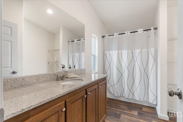 232 Vivian Street, Bakersfield, CA 93308