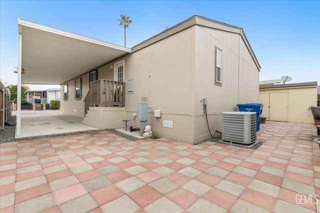 232 Vivian Street, Bakersfield, CA 93308