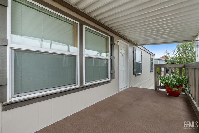 232 Vivian Street, Bakersfield, CA 93308