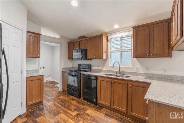 232 Vivian Street, Bakersfield, CA 93308