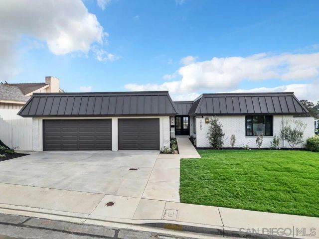 2105 Harbour Heights Rd, San Diego, CA 92109
