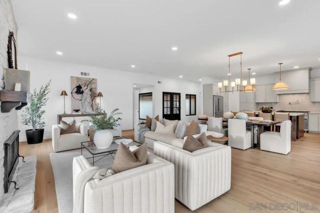 2105 Harbour Heights Rd, San Diego, CA 92109