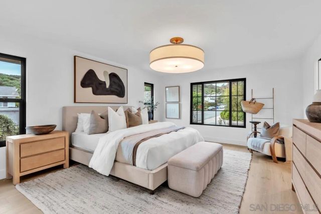 2105 Harbour Heights Rd, San Diego, CA 92109