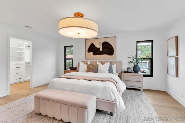 2105 Harbour Heights Rd, San Diego, CA 92109