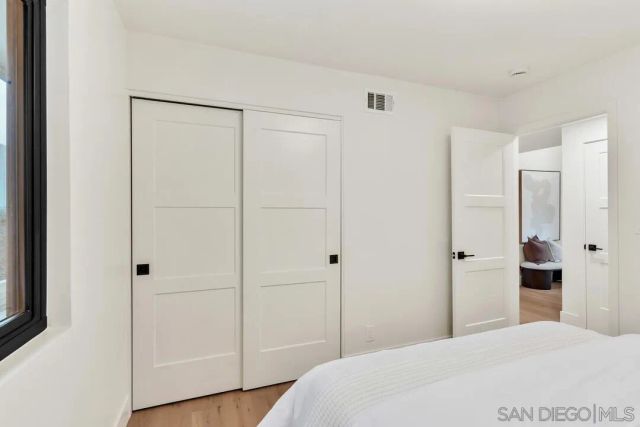 2105 Harbour Heights Rd, San Diego, CA 92109