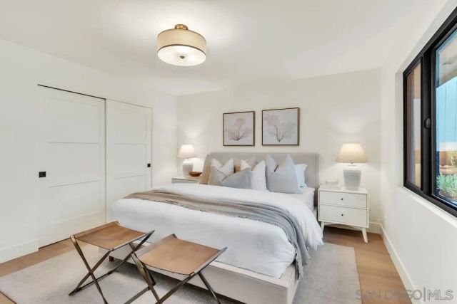 2105 Harbour Heights Rd, San Diego, CA 92109