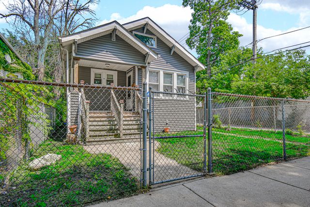 10243 S Parnell Avenue, Chicago, IL 60628
