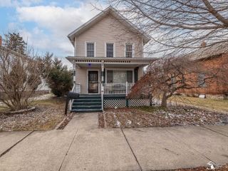 422 E 1st Street, Monroe, MI 48161