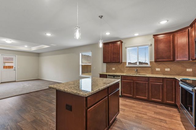 6057 Anchors Landing Pass, Fort Worth, TX 76179