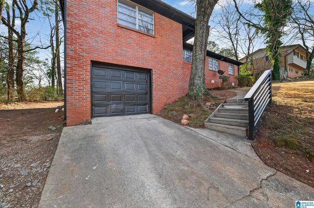 8961 GLENDALE DRIVE, Birmingham, AL 35206