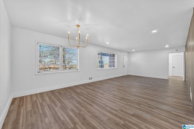 8961 GLENDALE DRIVE, Birmingham, AL 35206