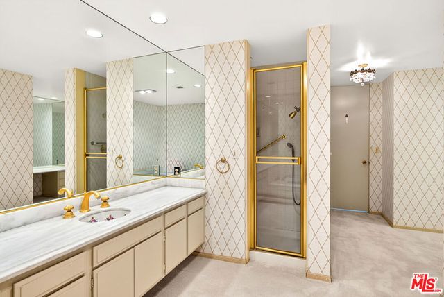 515 Ocean Avenue NPH B, Santa Monica, CA 90402