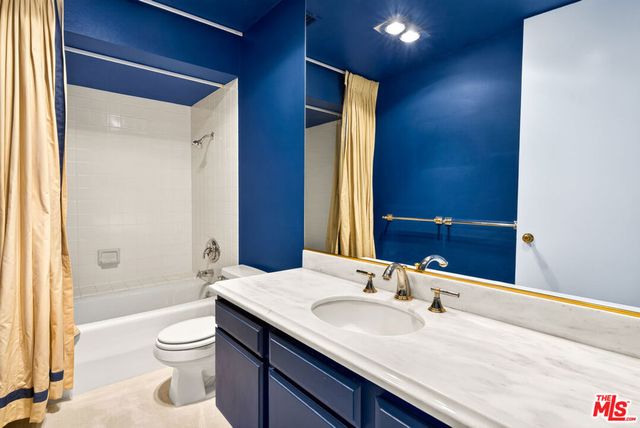 515 Ocean Avenue NPH B, Santa Monica, CA 90402