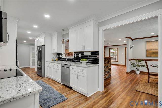 12411 Spring Run Rd, Chesterfield, VA 23832