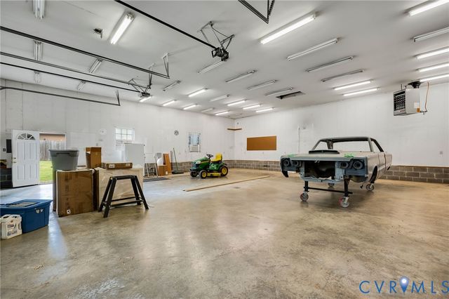 12411 Spring Run Rd, Chesterfield, VA 23832