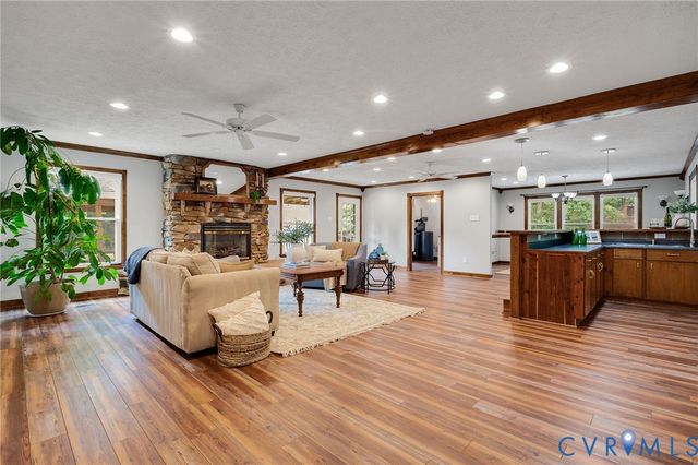 12411 Spring Run Rd, Chesterfield, VA 23832