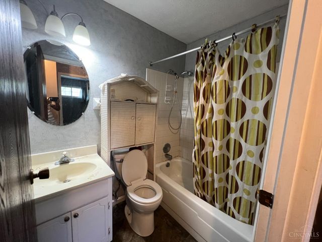 5477 Southgate Boulevard, Fairfield, OH 45014
