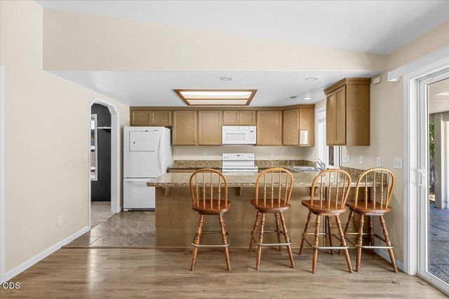 1403 Larson Creek Drive, Medford, OR 97504