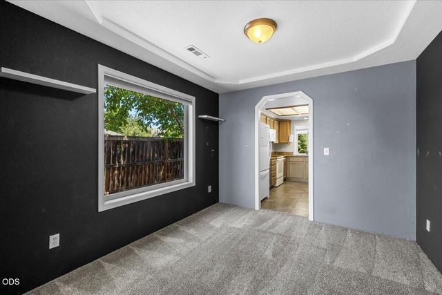 1403 Larson Creek Drive, Medford, OR 97504