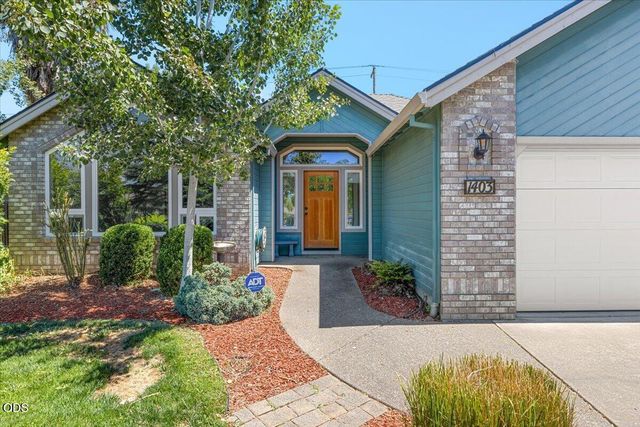 1403 Larson Creek Drive, Medford, OR 97504