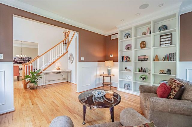 5090 Adriana Court, Upper Saucon Twp, PA 18034