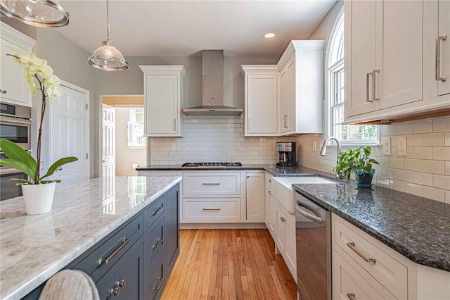 5090 Adriana Court, Upper Saucon Twp, PA 18034