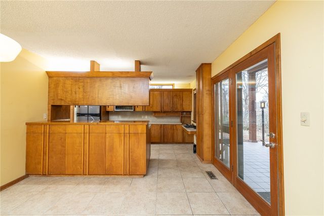 2369 N Yorkwood Drive, Fayetteville, AR 72703