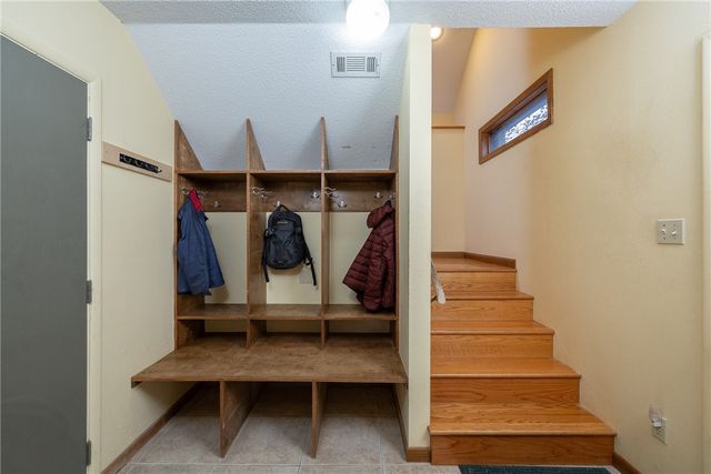 2369 N Yorkwood Drive, Fayetteville, AR 72703