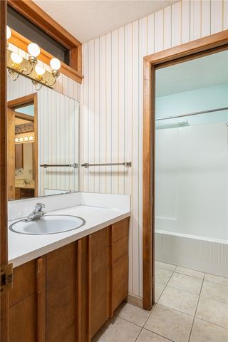 2369 N Yorkwood Drive, Fayetteville, AR 72703