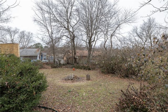 2369 N Yorkwood Drive, Fayetteville, AR 72703