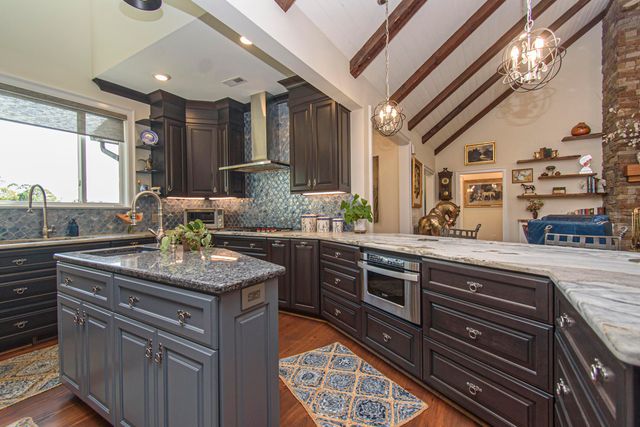 5600 Mount Tabor RD, Catawba, VA 24070