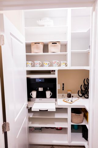 5600 Mount Tabor RD, Catawba, VA 24070