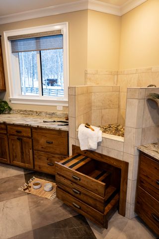 5600 Mount Tabor RD, Catawba, VA 24070