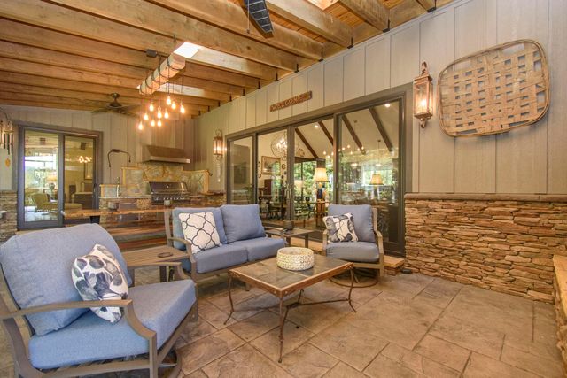 5600 Mount Tabor RD, Catawba, VA 24070