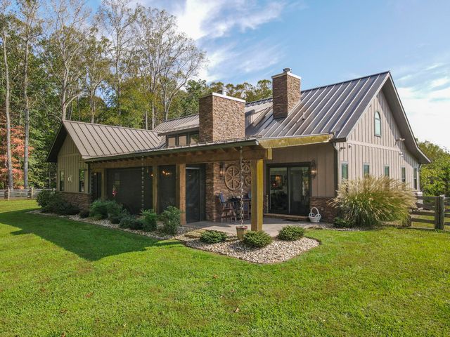 5600 Mount Tabor RD, Catawba, VA 24070