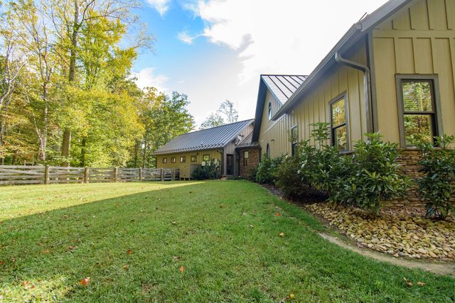 5600 Mount Tabor RD, Catawba, VA 24070