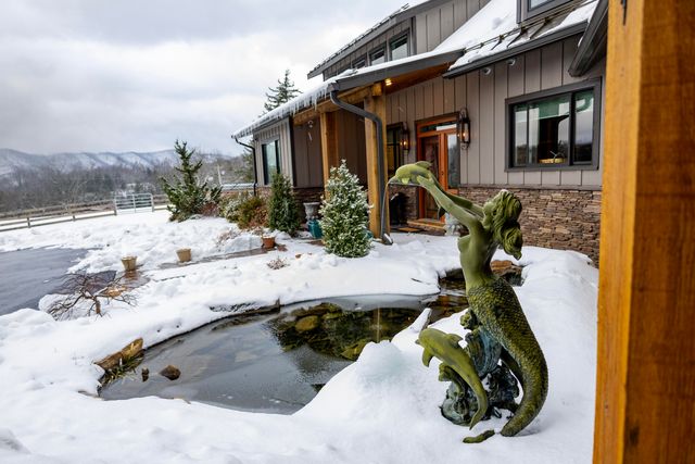 5600 Mount Tabor RD, Catawba, VA 24070