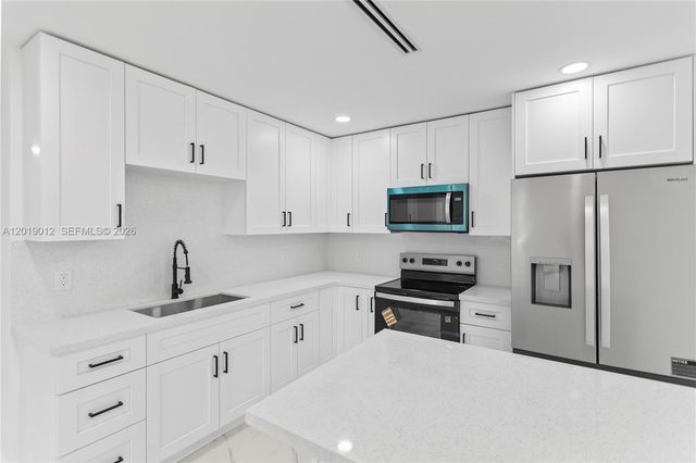 12035 SW 214th Terrace, Miami, FL 33177
